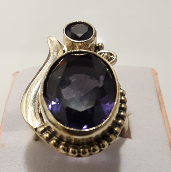 925 stamped amethyst ring size 8 - Picture 2 of 4